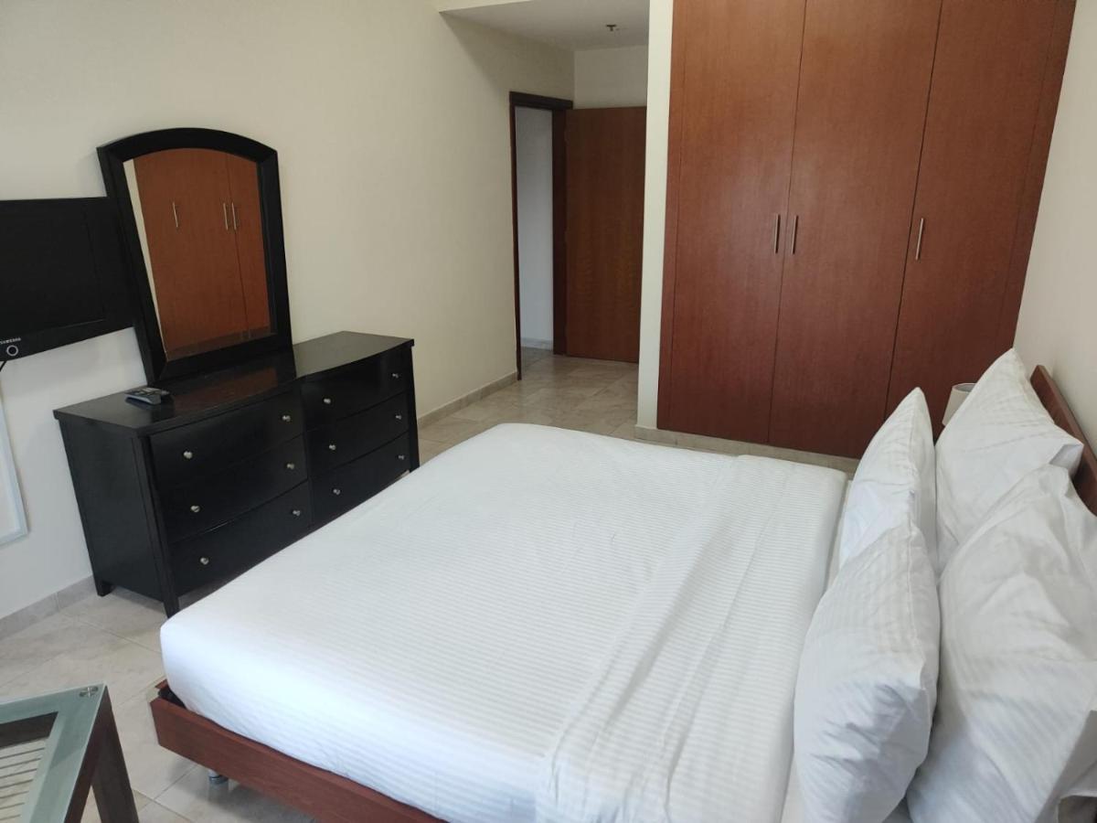 Al Raya Hotel Apartments Dubai Buitenkant foto