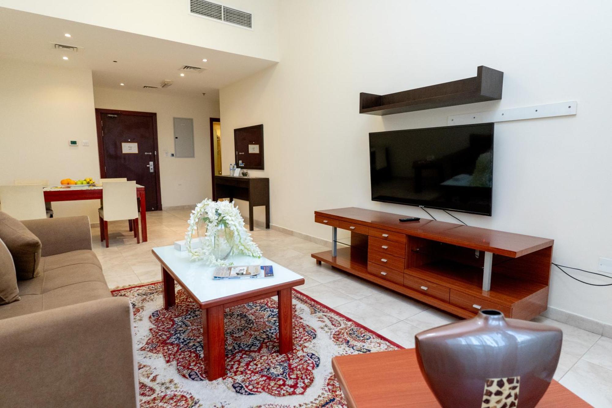 Al Raya Hotel Apartments Dubai Buitenkant foto