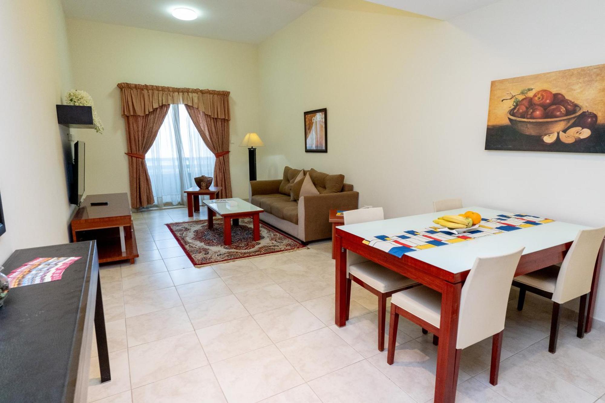 Al Raya Hotel Apartments Dubai Buitenkant foto
