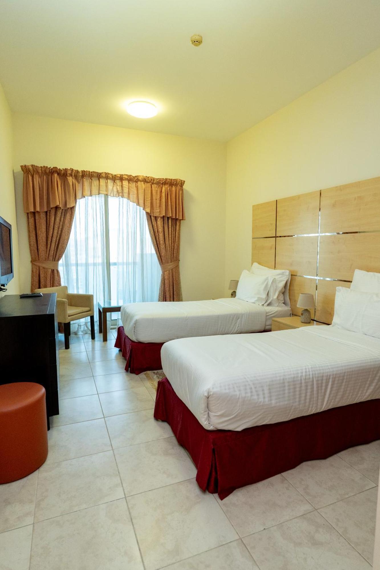Al Raya Hotel Apartments Dubai Buitenkant foto