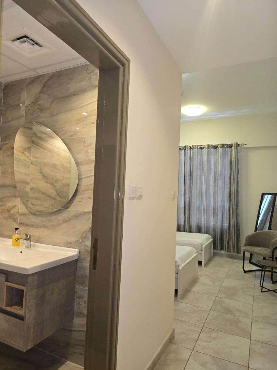 Al Raya Hotel Apartments Dubai Buitenkant foto